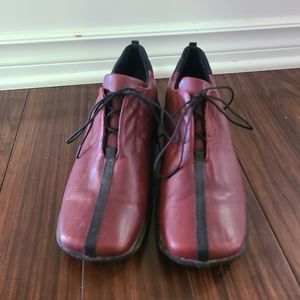 Burgundy Town Shoes Made in Italy size 8